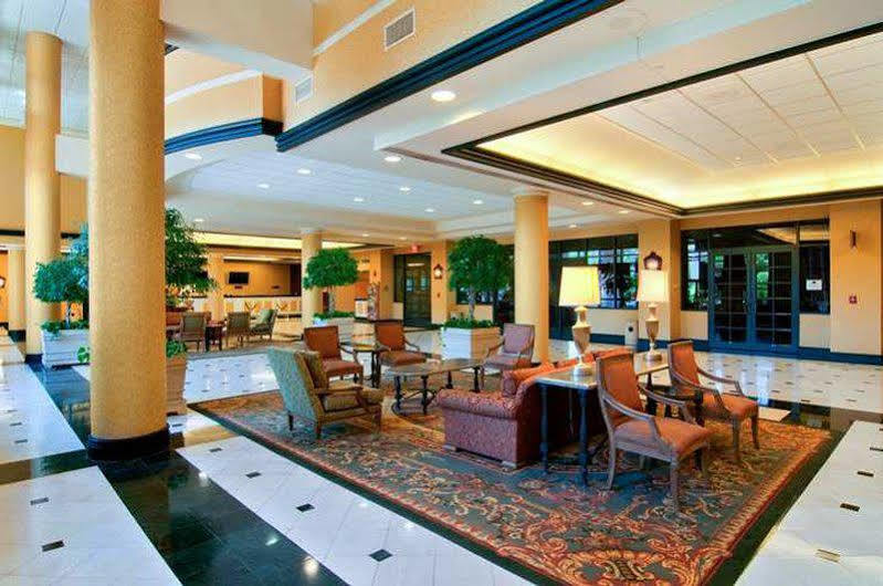 Отель Hilton New Orleans Airport Кеннер Интерьер фото